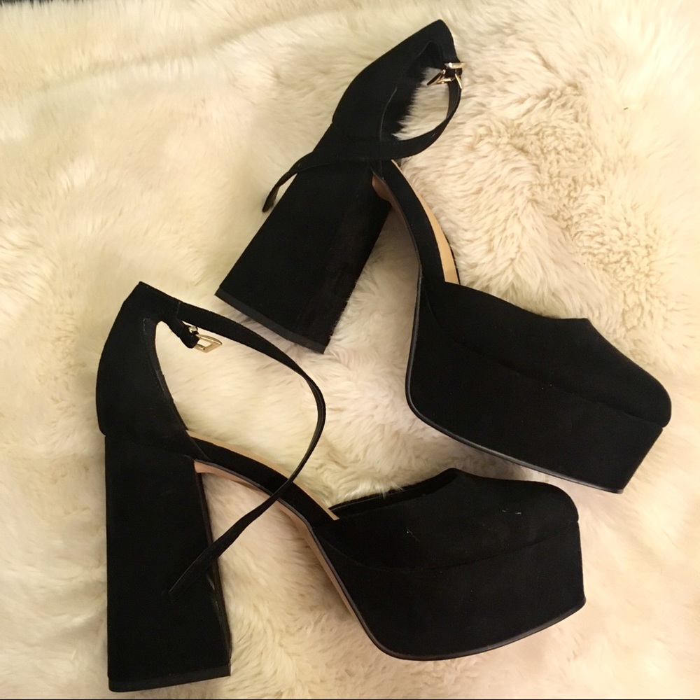 Suede Mary Jane Pumps NWOT